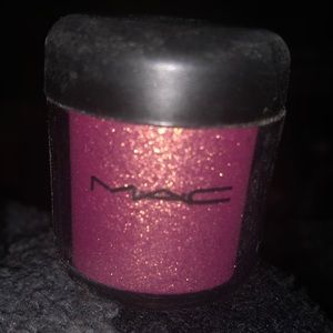2/$40 MAC Cosmetics Pigment Colour Powder in Rose